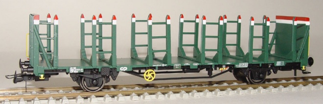 Timber transport car<br /><a href='images/pictures/Sudexpress/333031.jpg' target='_blank'>Full size image</a>